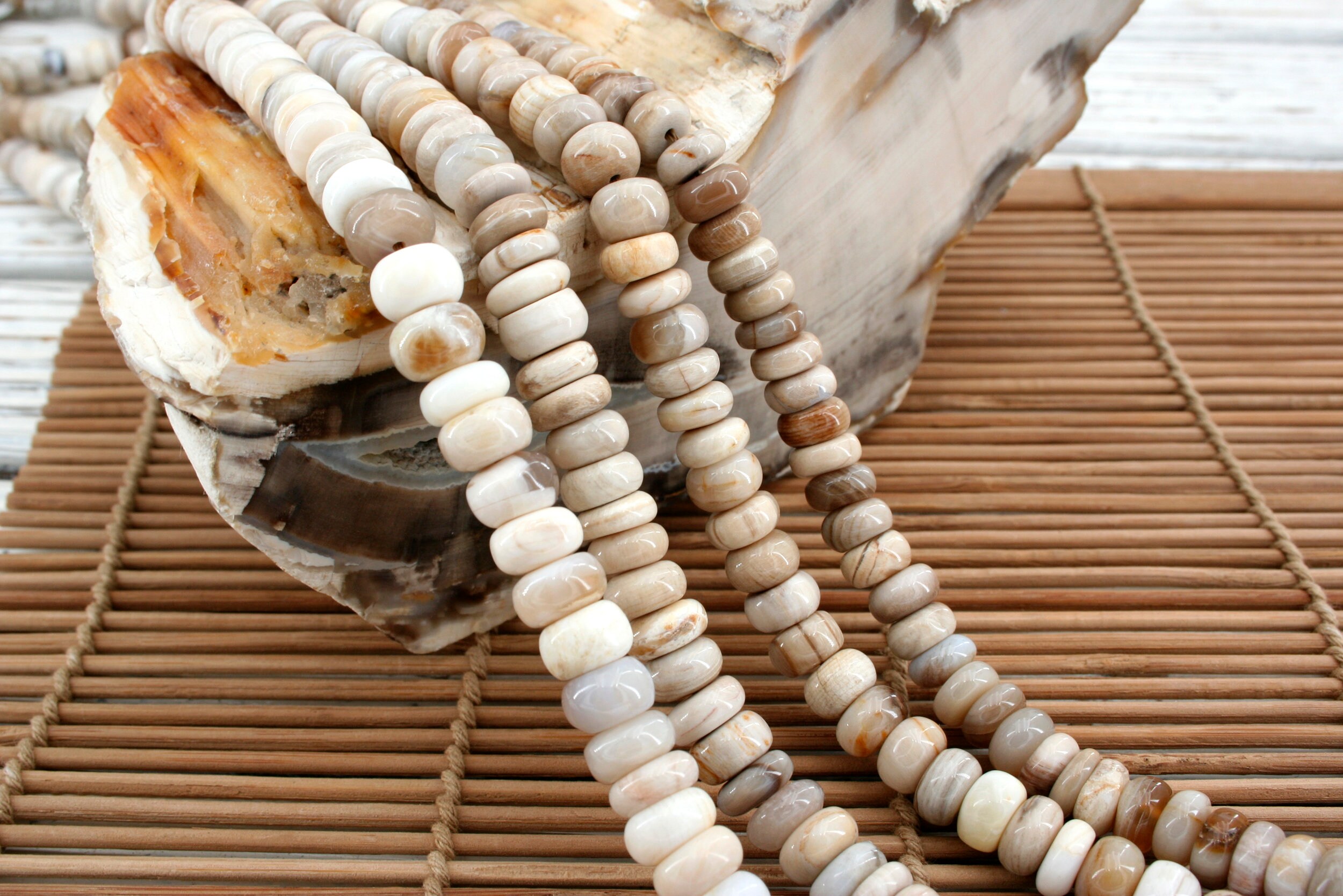 Petrified Wood Rondelle Beads, 16 Inch Strand (5.5-9.5mm) (etb01433) Petrified Wood Rondelle Beads, 16 Inch Strand (5.5-9.5mm) (etb01433)