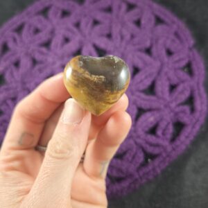 Petrified Wood Small Heart Brown Polished Pocket Stone Crystal Carving natural pet Madagascar fossil fossilized Petrified Wood Small Heart Brown Polished Pocket Stone Crystal Carving natural pet Madagascar fossil fossilized