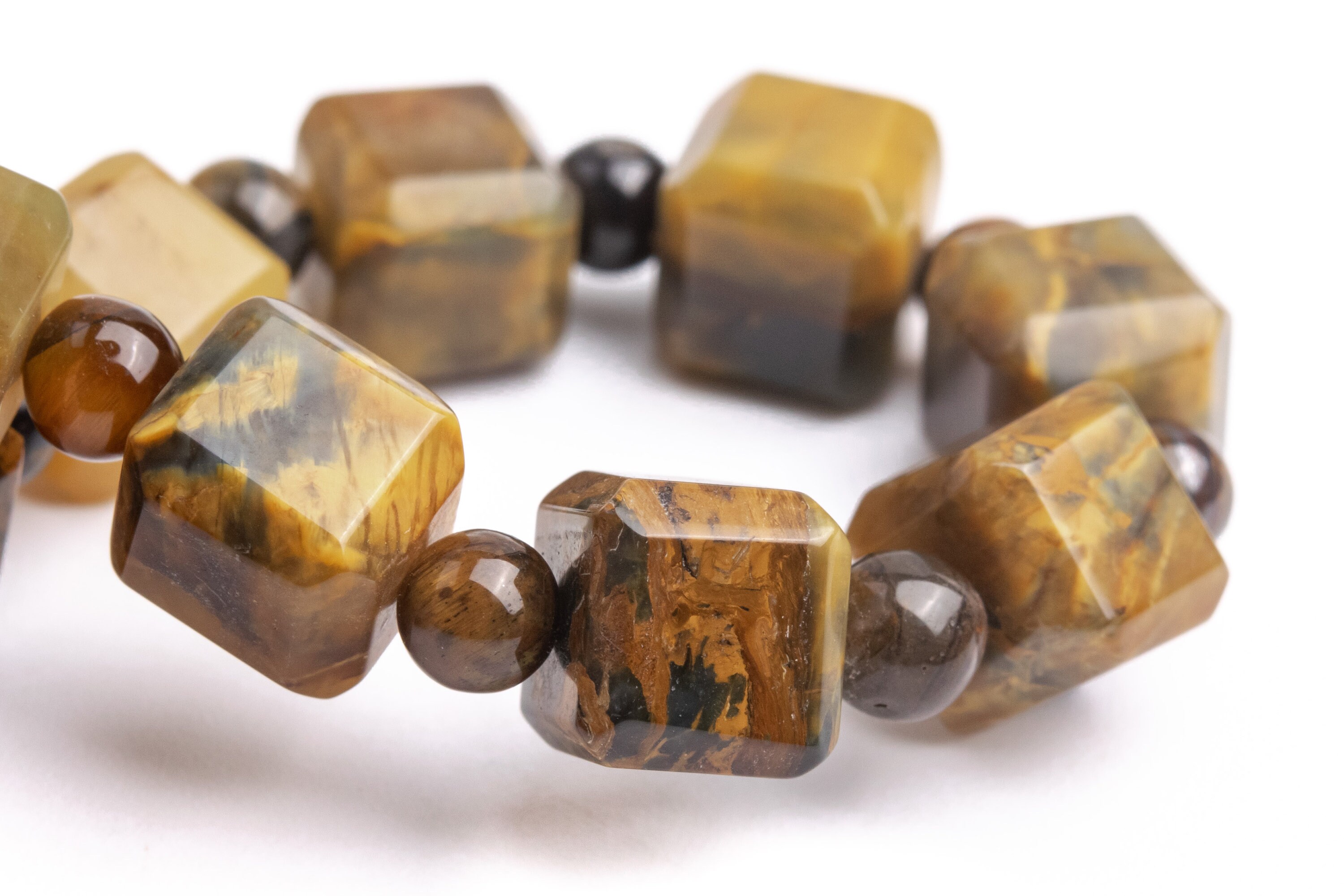 8-10mm Pietersite Beads Brown Bracelet Grade A Genuine Natural Beveled Edge Faceted Cube Gemstone 7" (121695h-1488) 8-10mm Pietersite Beads Brown Bracelet Grade A Genuine Natural Beveled Edge Faceted Cube Gemstone 7" (121695h-1488)