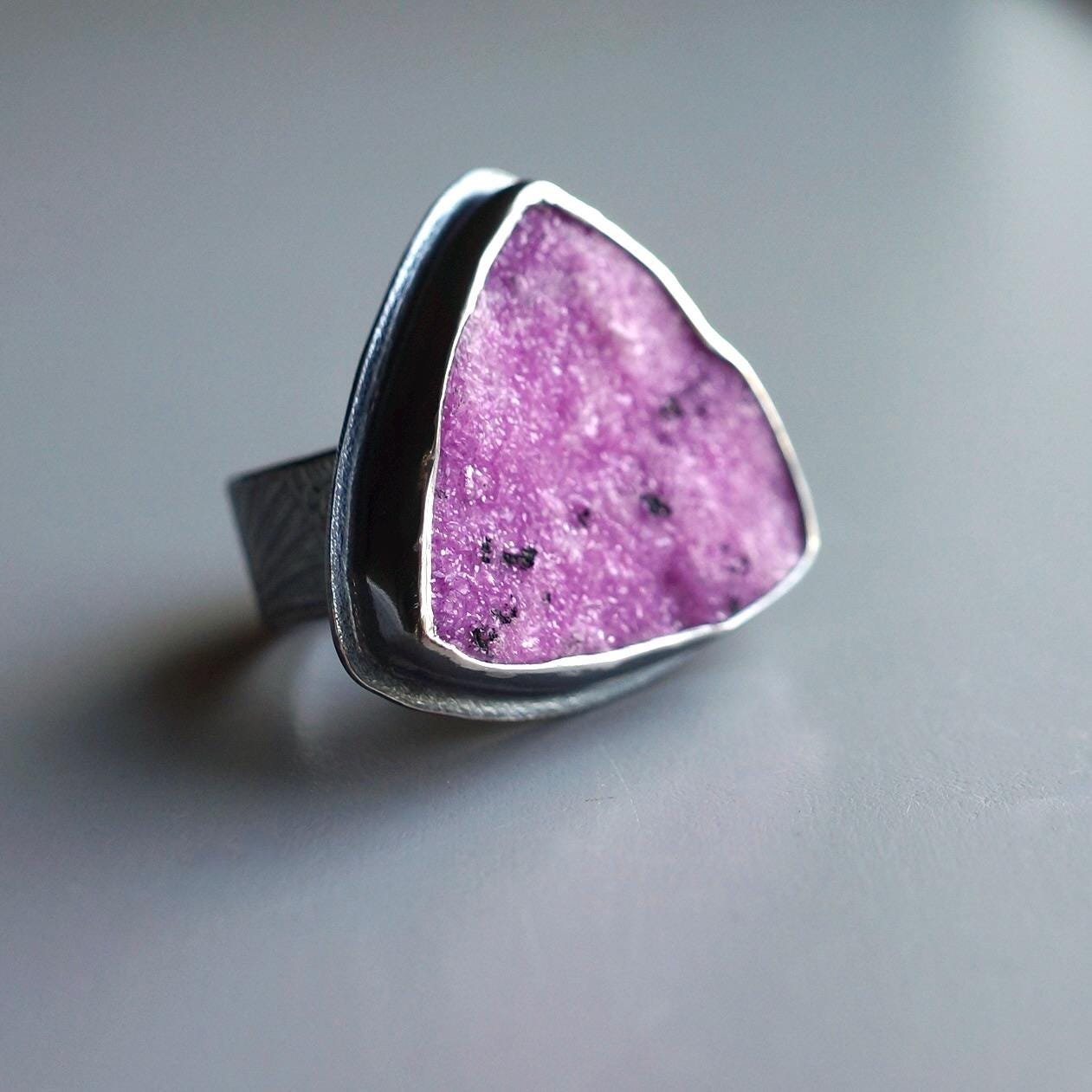 Cobalto Calcite Druzy Ring, Sterling Silver Statement Ring, Size 7.75