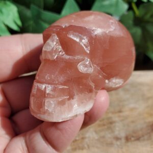 Strawberry Calcite Gemstone Crystal Skulls for Courage, Pink Calcite Skull, Rose Calcite Skull, Chakra Crystal, Happiness and Joy Crystal Strawberry Calcite Gemstone Crystal Skulls for Courage, Pink Calcite Skull, Rose Calcite Skull, Chakra Crystal, Happiness and Joy Crystal