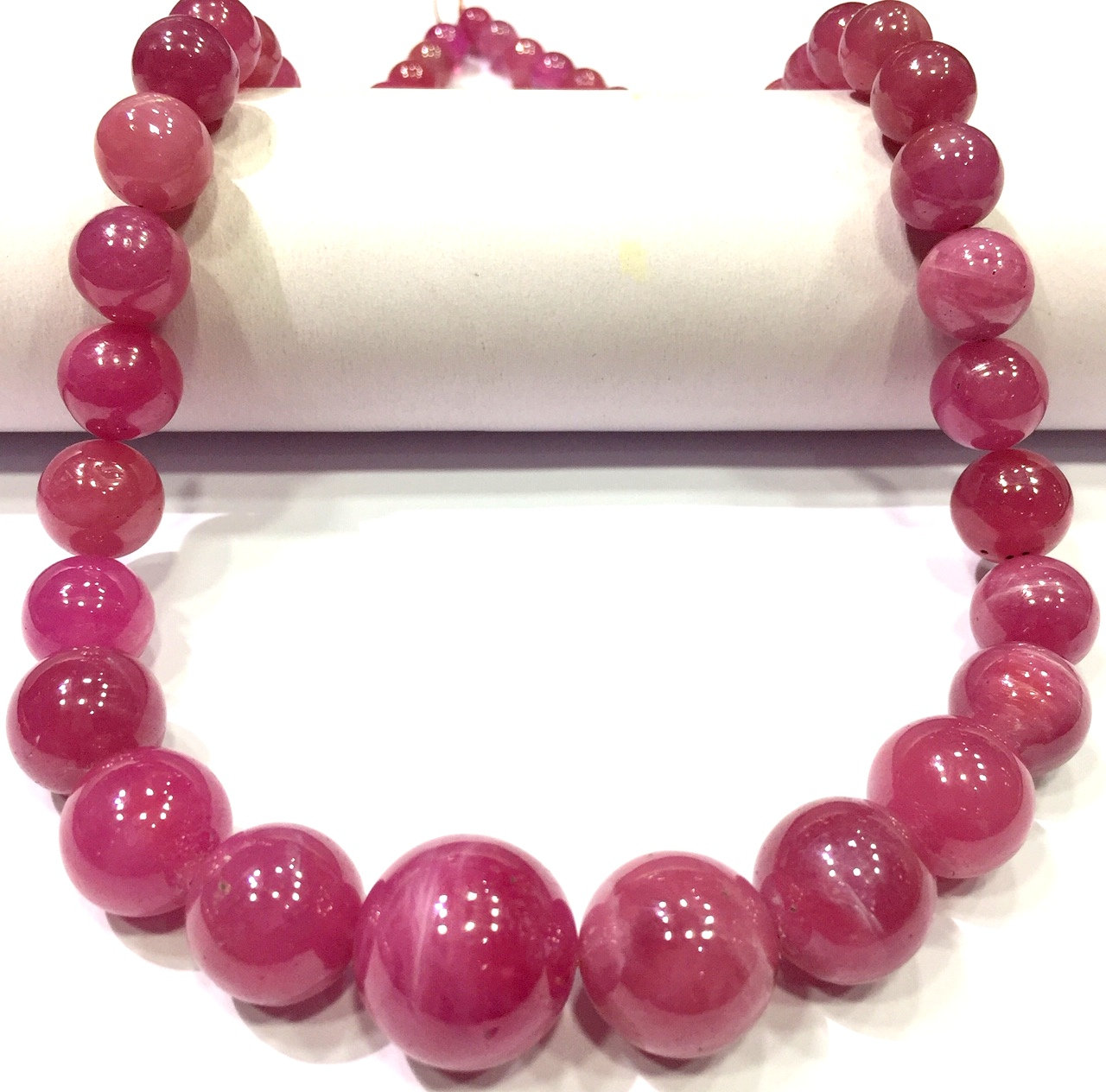 Extremely Beautiful Unique~natural Pink Sapphire Smooth Round Beads Necklace Large Size Round Beads Real Pink Sapphire Gemstone Beads.