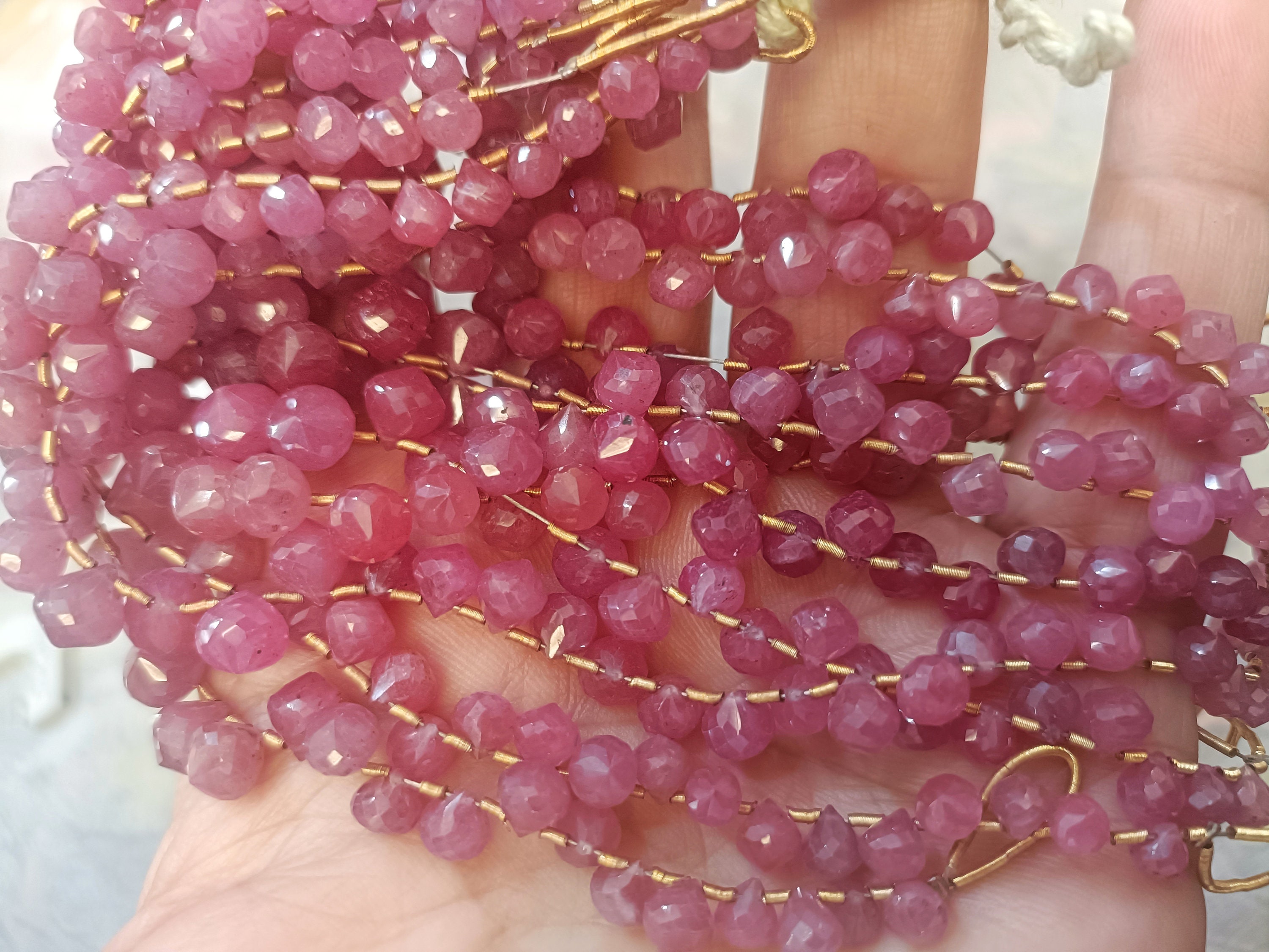 10 Beads,natural Pink Sapphire Faceted  Dew Onion Shaped Briolette,size 6-7mm