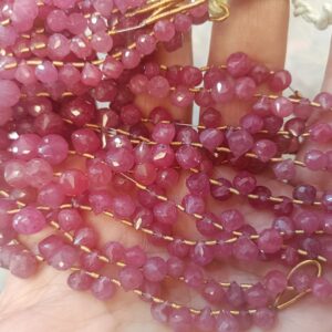 full 8" strand, 30 pcs, Natural Pink Sapphire Faceted  Dew Onion Shaped Briolette,Size 5-6mm
