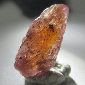 Natural Winza Pink Sapphire Rough Crystal 10.55 Crts Natural Winza Pink Sapphire Rough Crystal 10.55 Crts