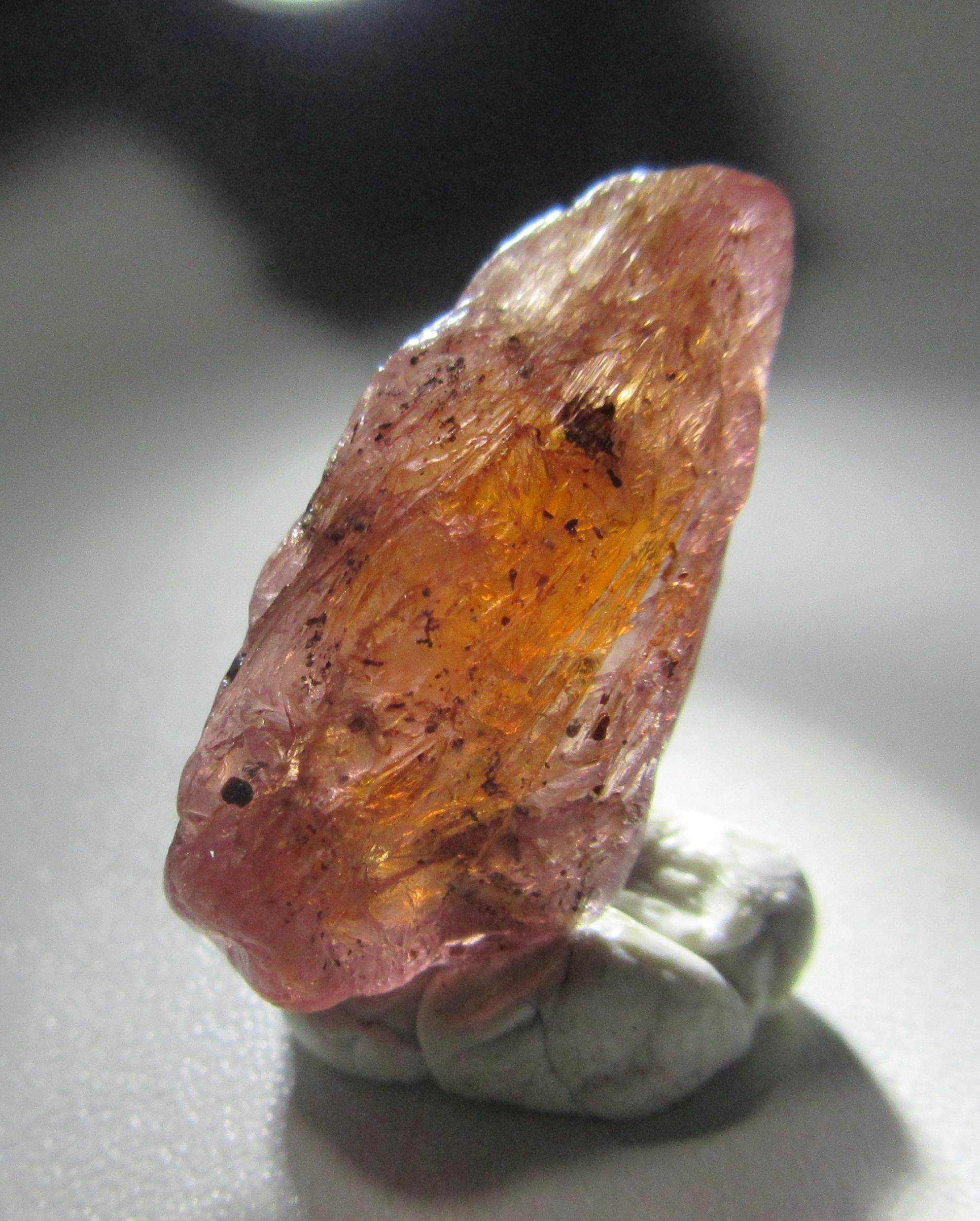 Natural Winza Pink Sapphire Rough Crystal 10.55 Crts Natural Winza Pink Sapphire Rough Crystal 10.55 Crts