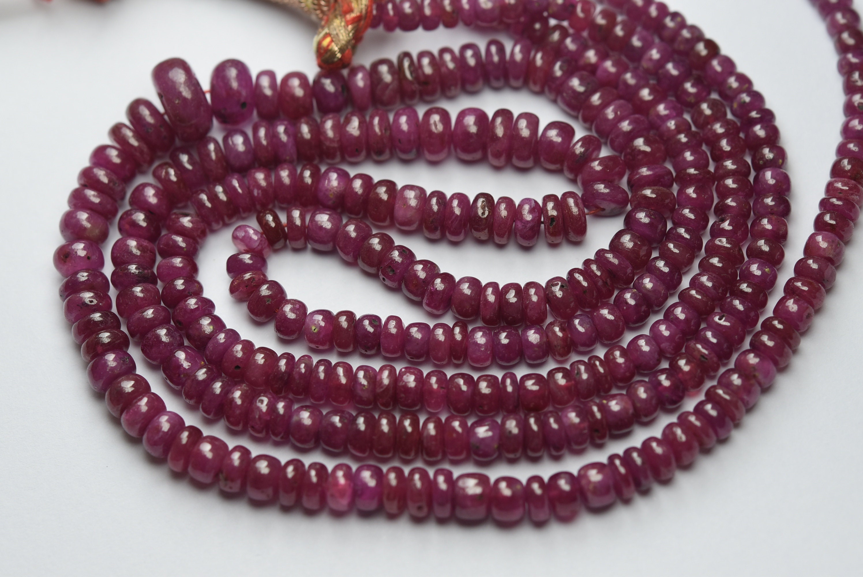 8 Inches Strand,finist Quality,natural Pink Sapphire Smooth Rondelles.size 4-6mm