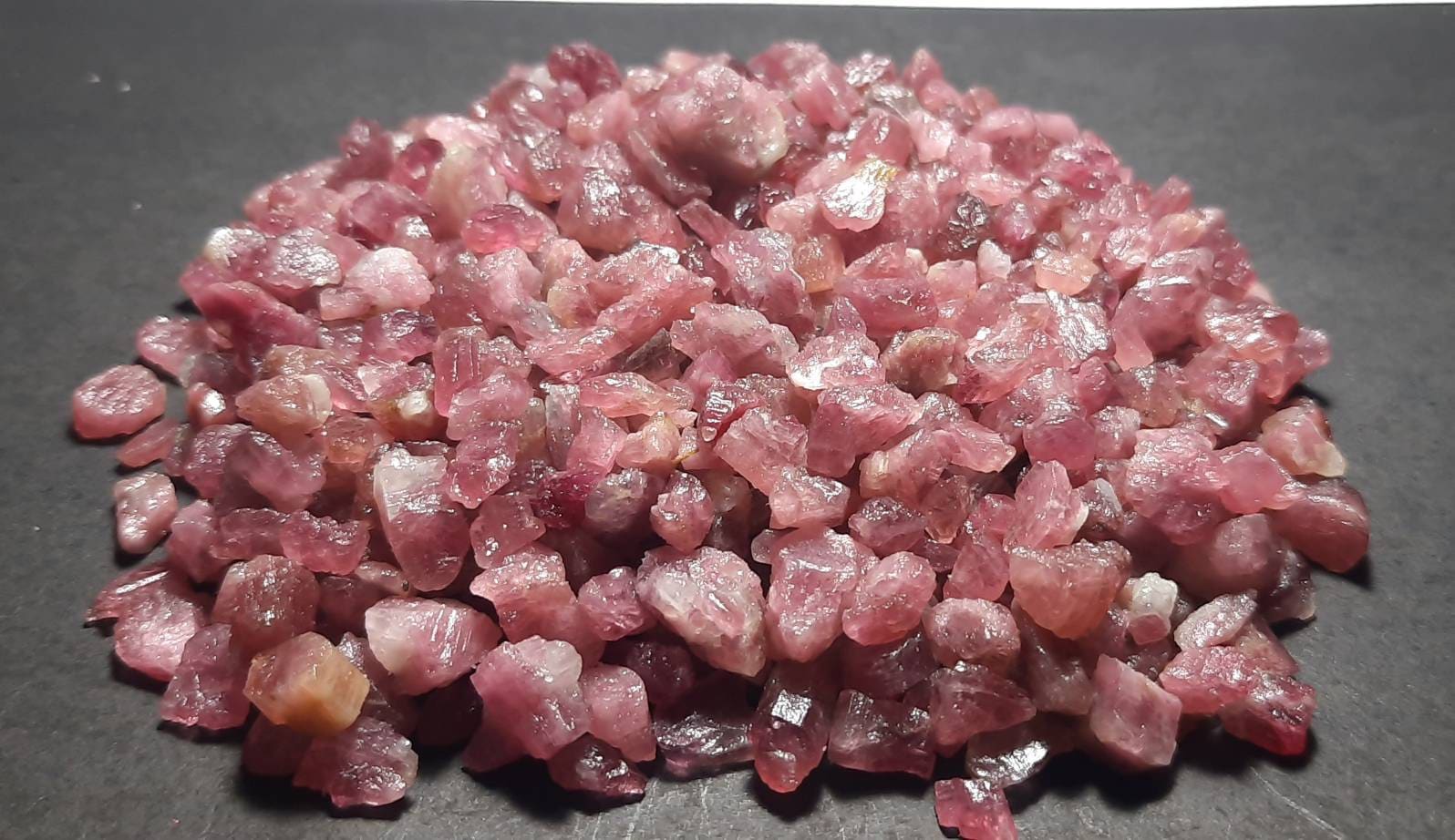 Natural Pink Tourmaline Rough Gemstone Specimens Natural Pink Tourmaline Rough Gemstone Specimens