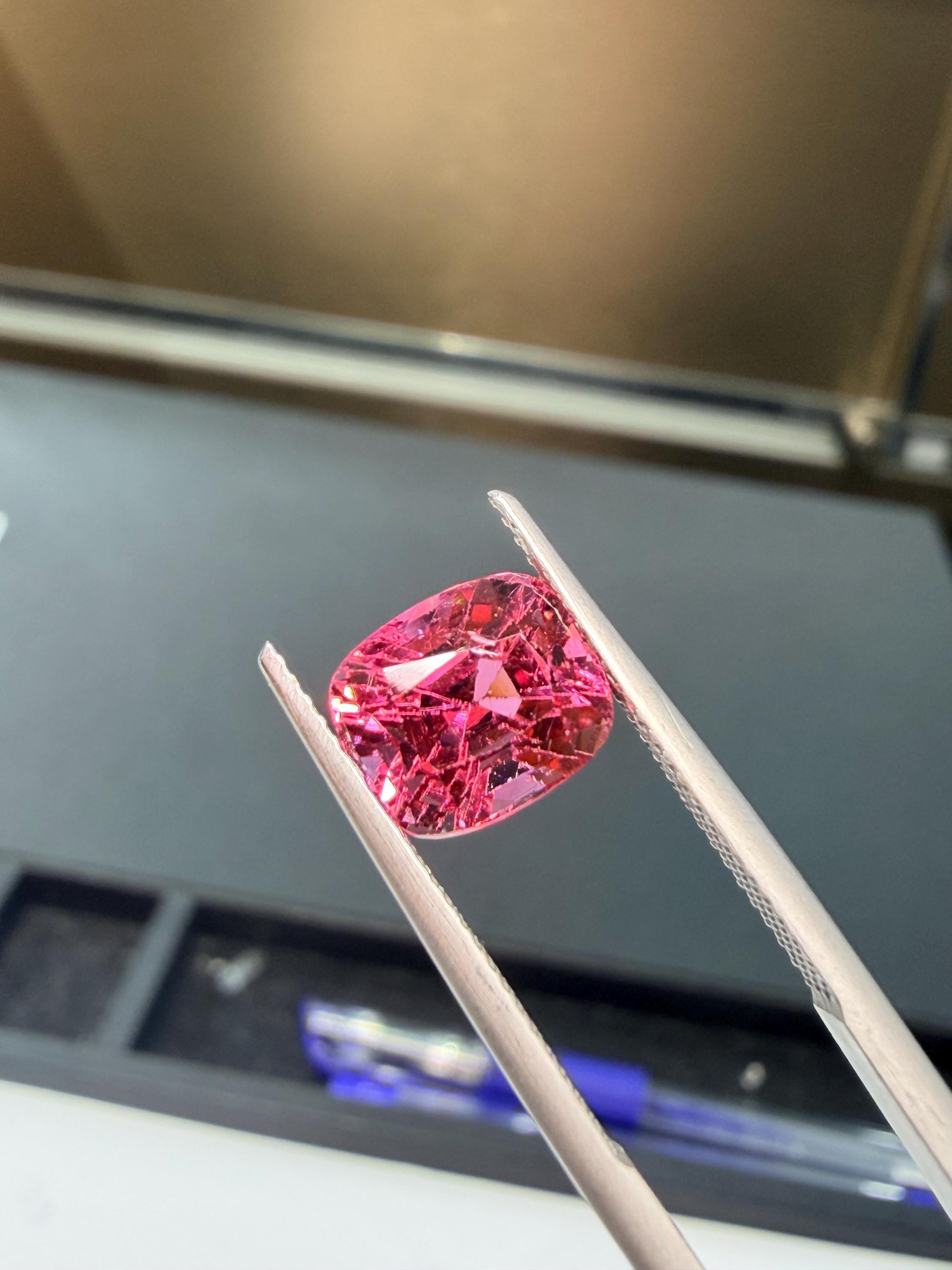 3.38 Carat, Natural Pink Tourmaline Cut, Genuine Tourmaline Faceted Gemstone, 9.30x8x7 Mm, Loose Stone 3.38 Carat, Natural Pink Tourmaline Cut, Genuine Tourmaline Faceted Gemstone, 9.30x8x7 Mm, Loose Stone