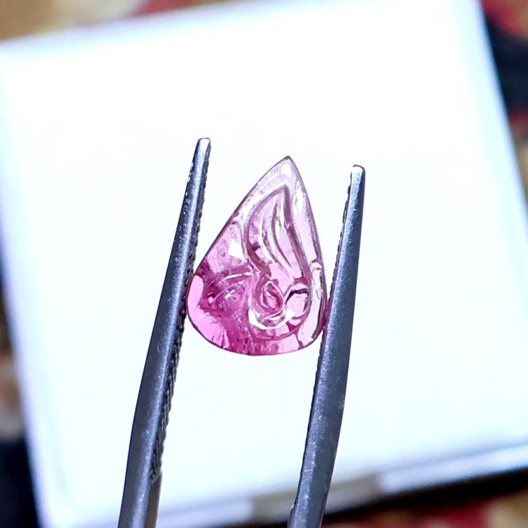 Pink Tourmaline Carving: 2.20 Ct Loose Gemstone, 11.50x8 Mm Pink Tourmaline Carving: 2.20 Ct Loose Gemstone, 11.50x8 Mm