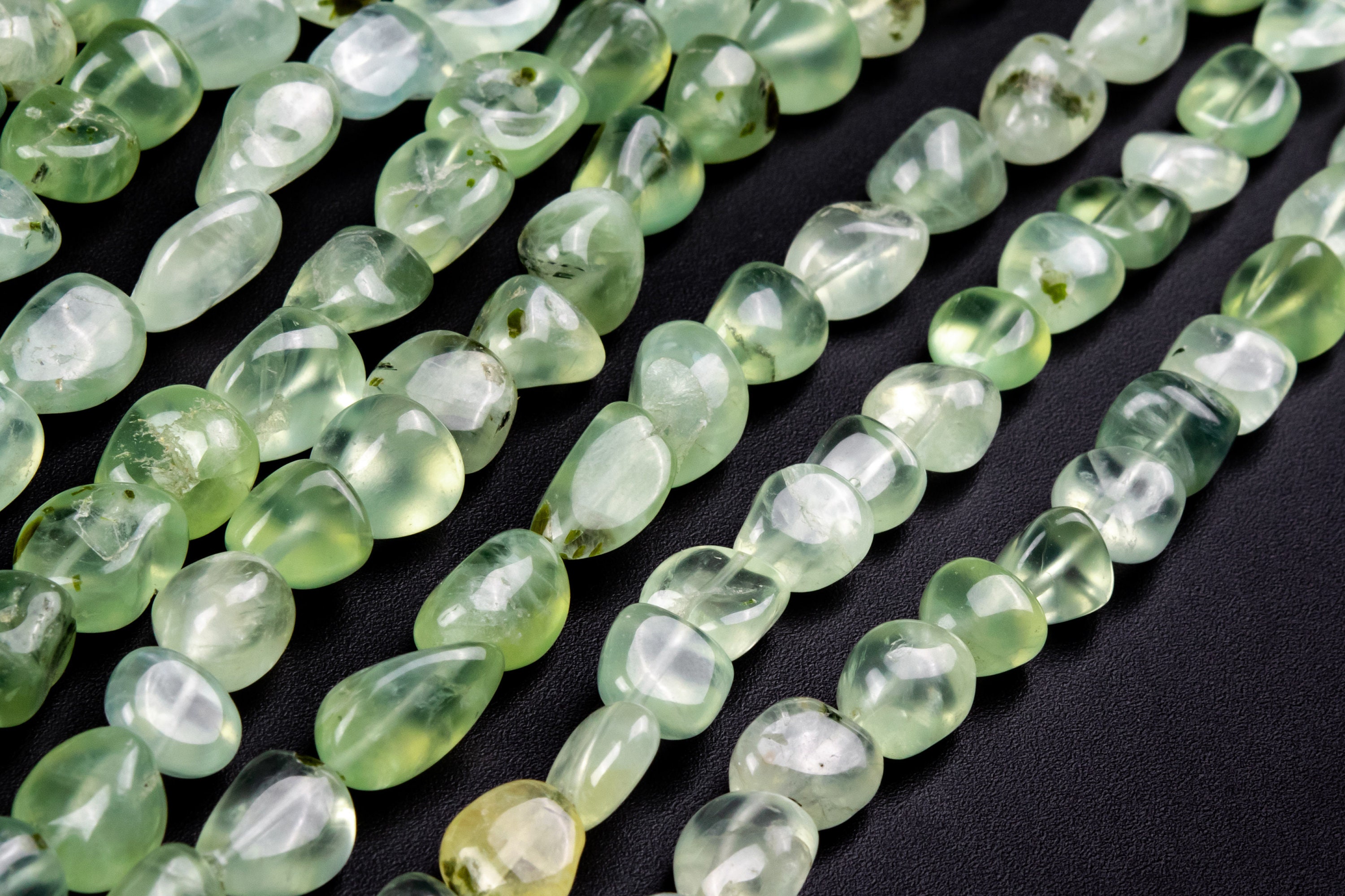 Genuine Natural Prehnite Gemstone Beads 6-10mm Green Pebble Nugget Aa Quality Loose Beads (108049)
