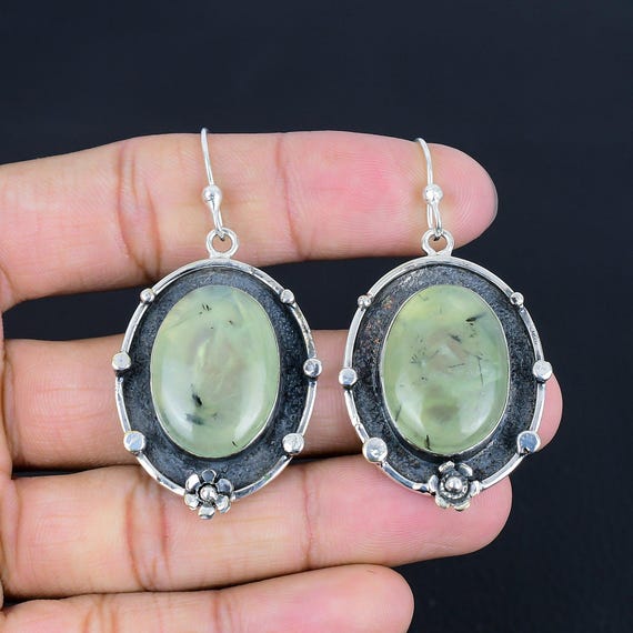 Handmade Moss Prehnite 925 Sterling Silver Earrings: Stylish Gemstone Jewelry Handmade Moss Prehnite 925 Sterling Silver Earrings: Stylish Gemstone Jewelry