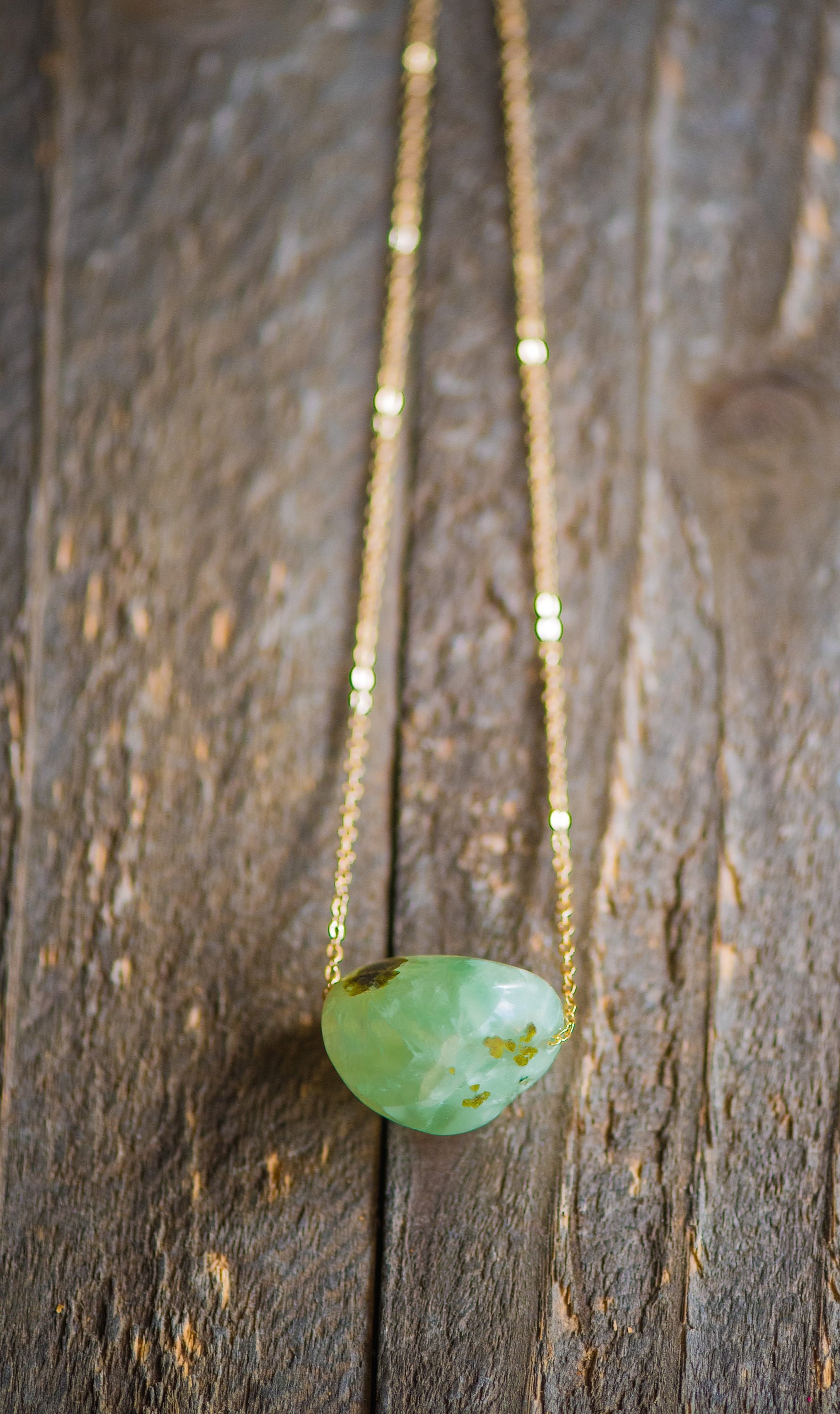 Prehnite Necklace, Green Stone Necklace ,rough Raw Crystal Necklace,prehnite Jewelry,green Gemstone Necklace,raw Stone Necklace,raw Gemstone