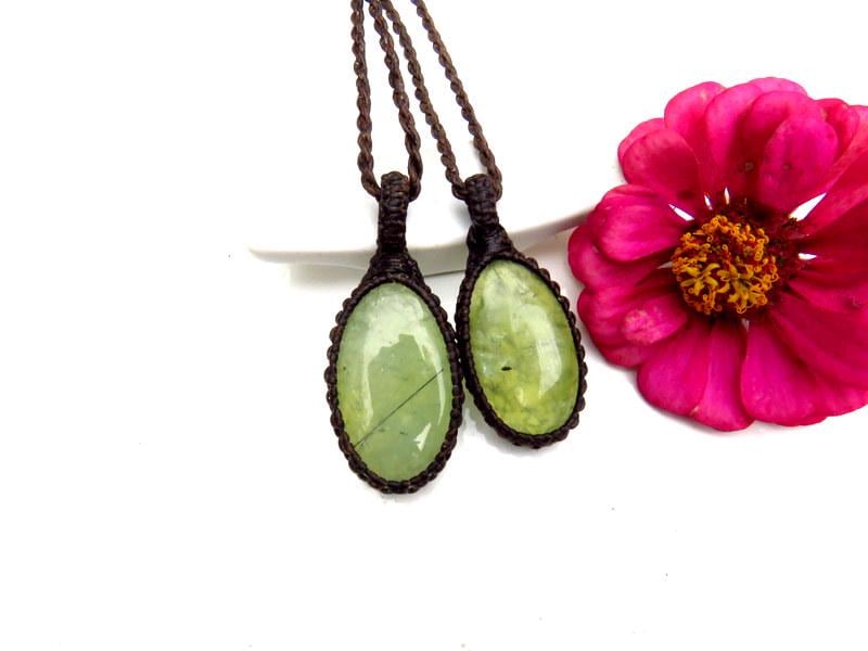 Prehnite Stacking Necklace Set, Prehnite Crystal Necklace, Layering Jewelry, Prehnite Jewelry, Macrame Necklace, Layering Necklace