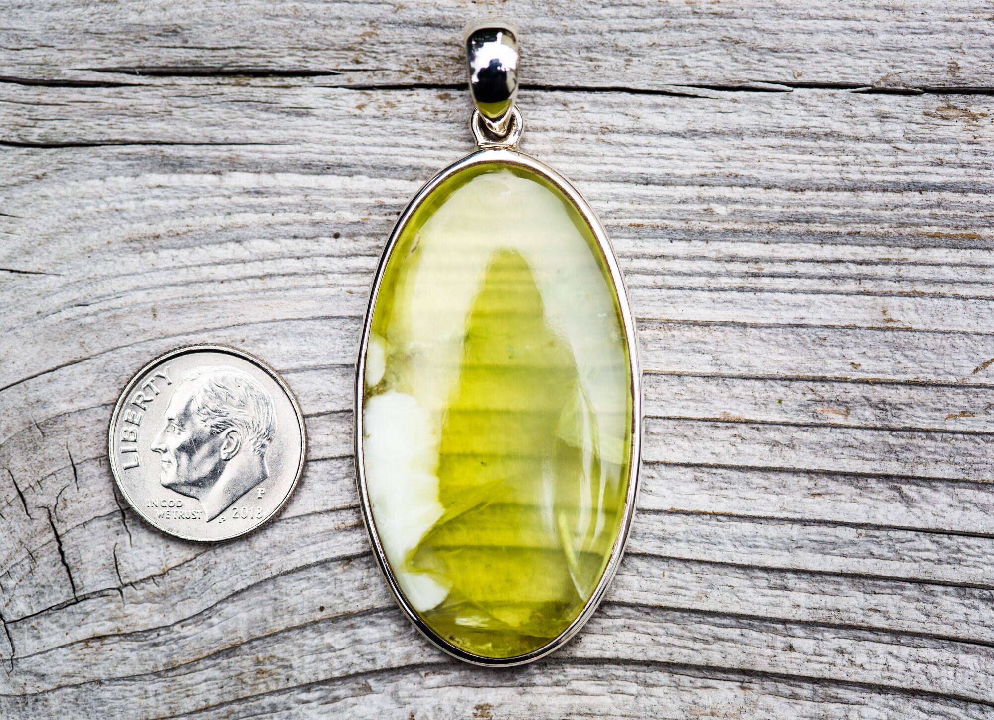 Prehnite Cabochon Pendant: 925 Sterling Silver Necklace (45mm)
