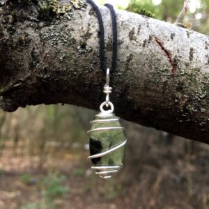 Oval Prehnite Pendant Necklace: Jewellery Gifts, Sacred Love Stone