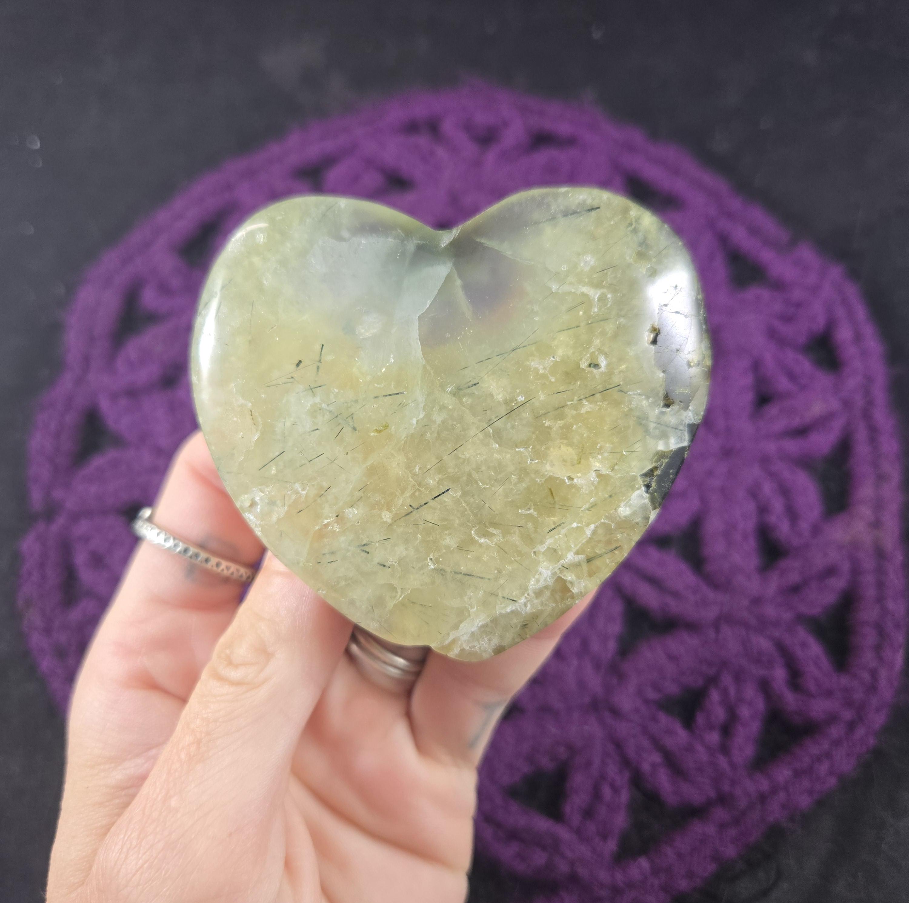 Prehnite With Epidote Heart Palm Stones Carved Crystals Carving Heart Shaped Rocks
