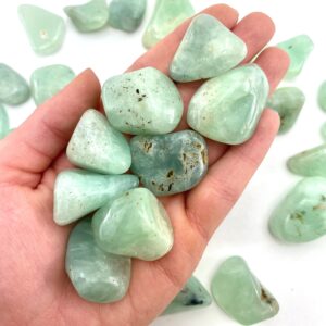 Prehnite Stone, Tumbled Prehnite, Minty Prehnite, Healing Prehnite, T-122