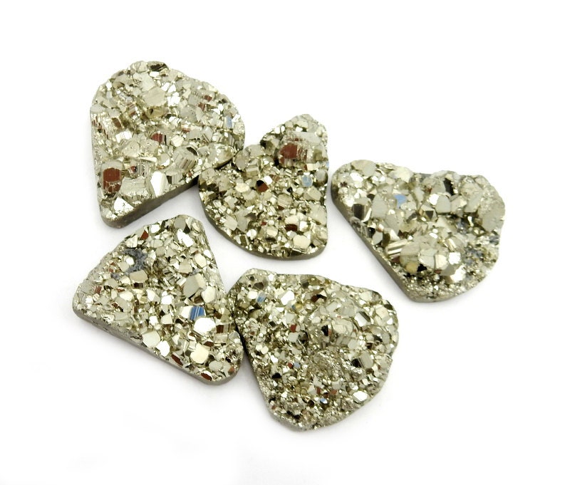 Large Pyrite Triangle Cabochon - Chakra Reiki Jewelry Supply - (rk35b29-08)