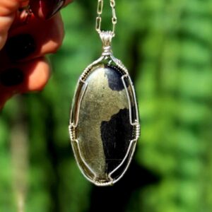 Pyrite necklace in sterling silver - for manifesting prosperity & abundance - solar plexus chakra - pyrite crystal - good luck crystal Pyrite necklace in sterling silver - for manifesting prosperity & abundance - solar plexus chakra - pyrite crystal - good luck crystal