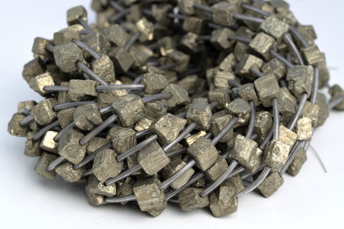 8-10mm Copper Pyrite Beads Hexagon Cube Grade Aaa Natural Gemstone Half Strand Loose Beads 7.5" Bulk Lot 1,3,5,10 And 50 (104530h-1232) 8-10mm Copper Pyrite Beads Hexagon Cube Grade Aaa Natural Gemstone Half Strand Loose Beads 7.5" Bulk Lot 1,3,5,10 And 50 (104530h-1232)