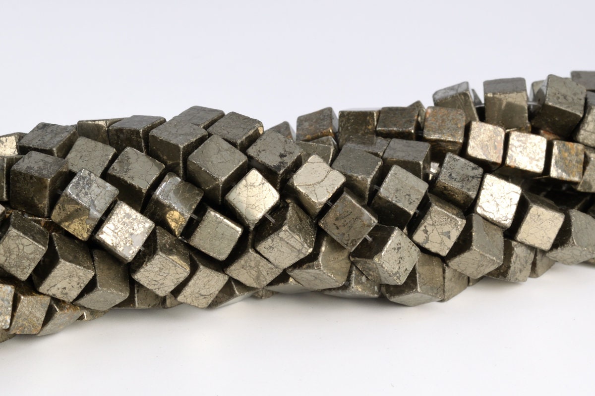 8mm Copper Pyrite Beads Cube Grade Aaa Genuine Natural Gemstone Full Strand Loose Beads 14.5" Bulk Lot 1,3,5,10 And 50 (104603-1249) 8mm Copper Pyrite Beads Cube Grade Aaa Genuine Natural Gemstone Full Strand Loose Beads 14.5" Bulk Lot 1,3,5,10 And 50 (104603-1249)