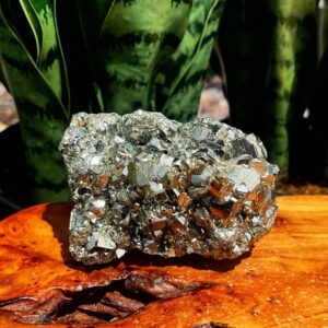 Pyrite Crystal cluster - for Manifesting Prosperity & Abundance - Pyrite Cube - crystal cube - money crystal Pyrite Crystal cluster - for Manifesting Prosperity & Abundance - Pyrite Cube - crystal cube - money crystal