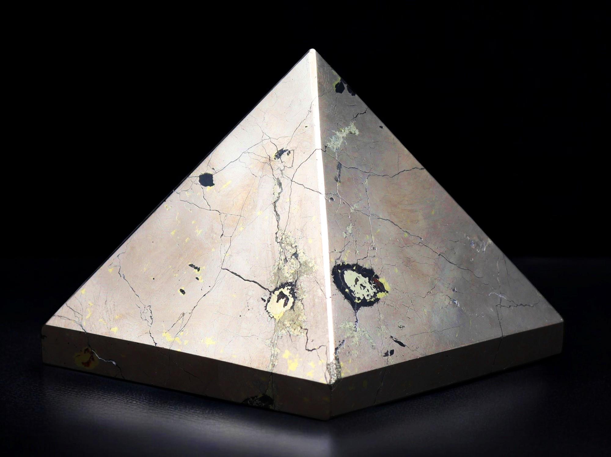 Golden Pyrite Crystal Pyramid: Natural Healing Stone Decor (95mm)