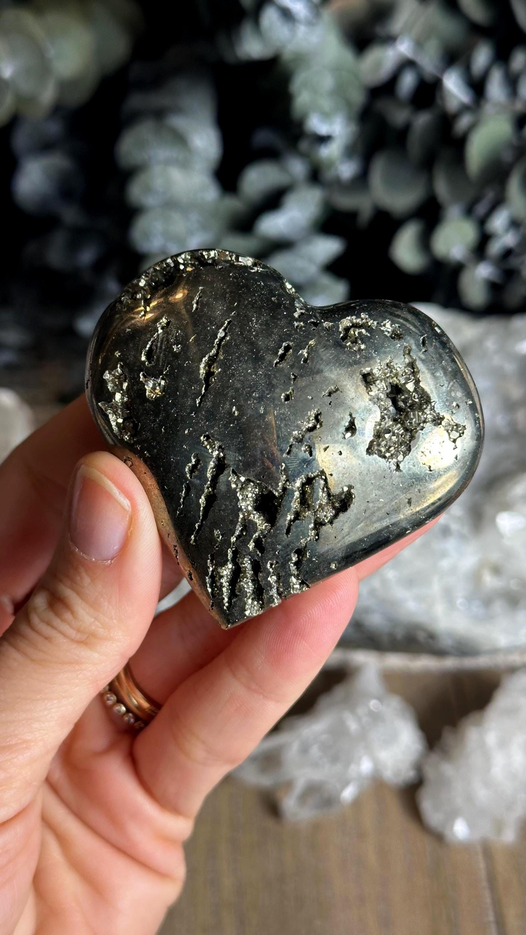 Pyrite Heart : 2 1/2”