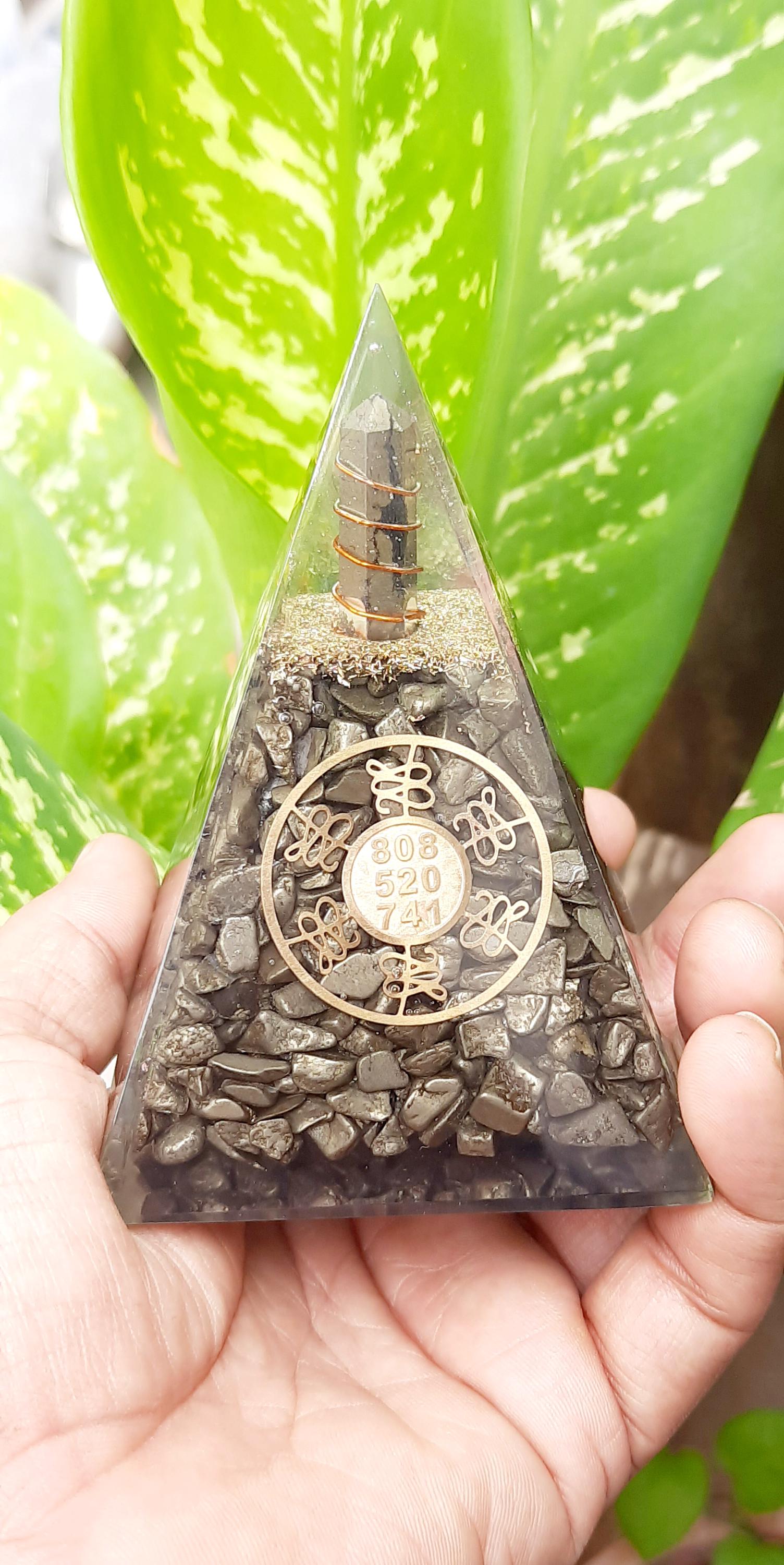 Pyrite Orgone Pyramid With Money Zibu Symbol,pyrite Pencil Or Chips Pyramid,vastu,money,health,wealth,healing,diwali Gift,success,prosperity