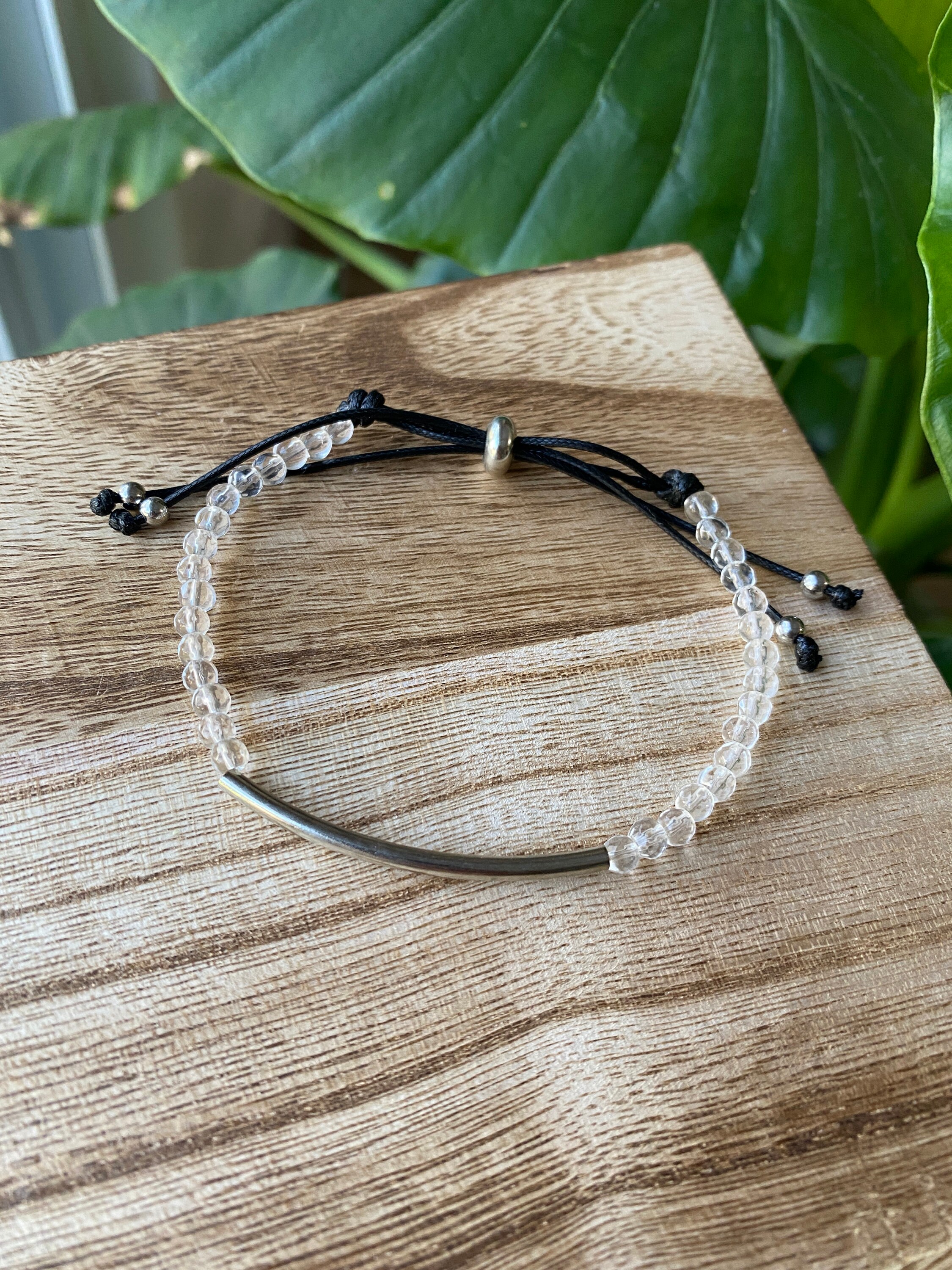 Adjustable Quartz Crystal Bracelet: Gemstone Jewelry