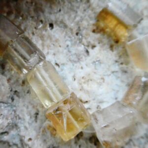 Beer Quartz Tube 10-11mm Beads -8 Pcs Gold Natural Crystals-bracelet Jewelry Making -craft Beads Beer Quartz Tube 10-11mm Beads -8 Pcs Gold Natural Crystals-bracelet Jewelry Making -craft Beads