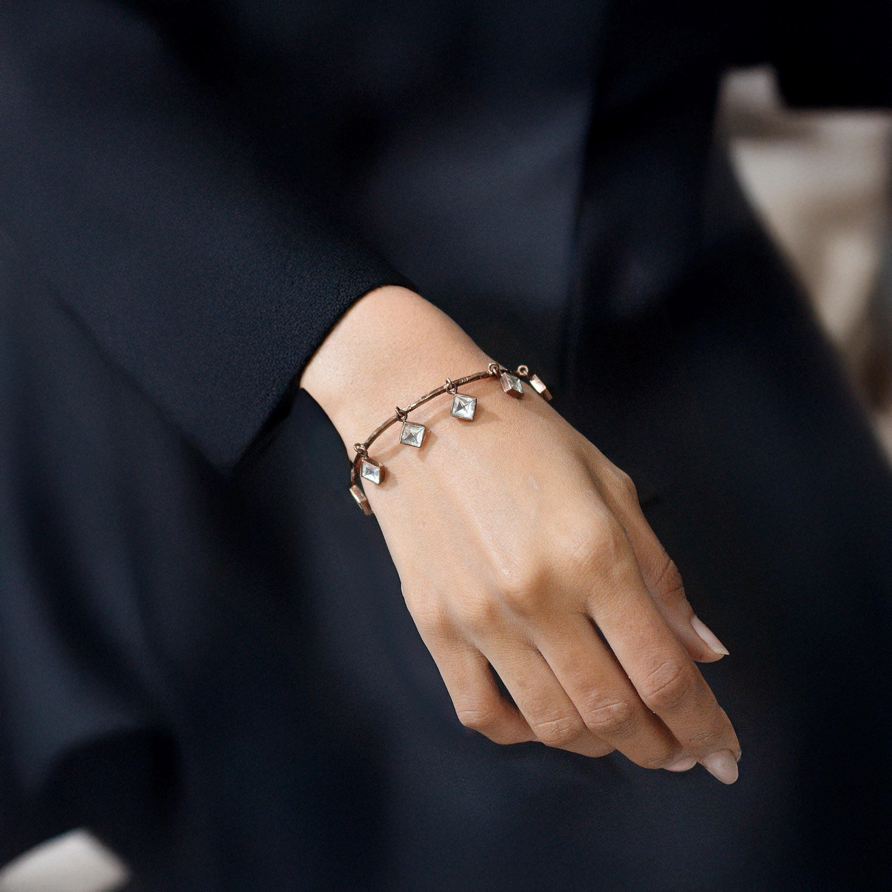 Natural Polki Quartz Bracelet Gemstone Bangle Minimal Bracelet Dainty Bangle Vintage Bangle Multi Stone Bangle Gifts For Mother Natural Polki Quartz Bracelet Gemstone Bangle Minimal Bracelet Dainty Bangle Vintage Bangle Multi Stone Bangle Gifts For Mother