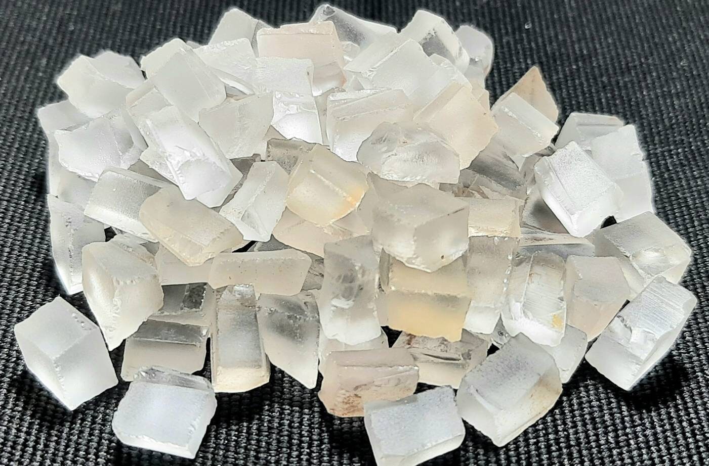 Crystal Quartz Rough Gemstone:crystal Slice,slab,raw For Jewelry,chakra Balancing,healing,cabochon,faceted,art,bead,carving,reiki,birthstone