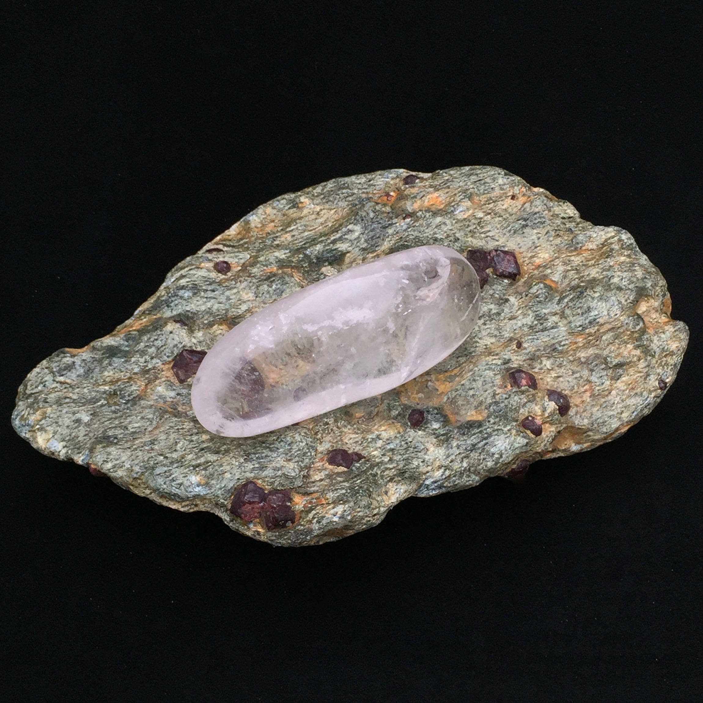 Polished Quartz Crystal Massage Wand (m-8) Polished Quartz Crystal Massage Wand (m-8)