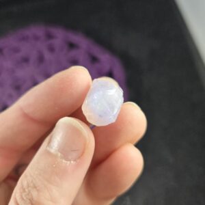 Rare Lilac Purple Girasol Quartz Crystal Stone Raw Natural Opalized Rough Cleansing Third Eye Chakra Cabbing Brazil Rare Lilac Purple Girasol Quartz Crystal Stone Raw Natural Opalized Rough Cleansing Third Eye Chakra Cabbing Brazil