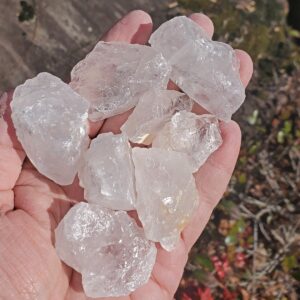 Rough Quartz Pieces - Bulk Quartz - Clear Quartz - Rough Quartz - Raw Quartz - Quartz Chunks - Master Healing Stone - All Purpose Stone Rough Quartz Pieces - Bulk Quartz - Clear Quartz - Rough Quartz - Raw Quartz - Quartz Chunks - Master Healing Stone - All Purpose Stone