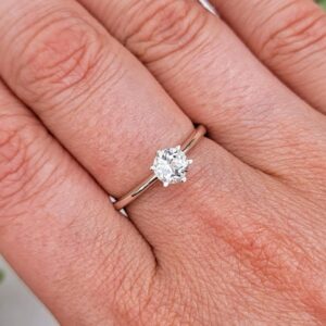 Clear Quartz Circle Ring | Style 1 | - (polished Crystal Jewelry, 925 Sterling Silver, Crown Chakra)