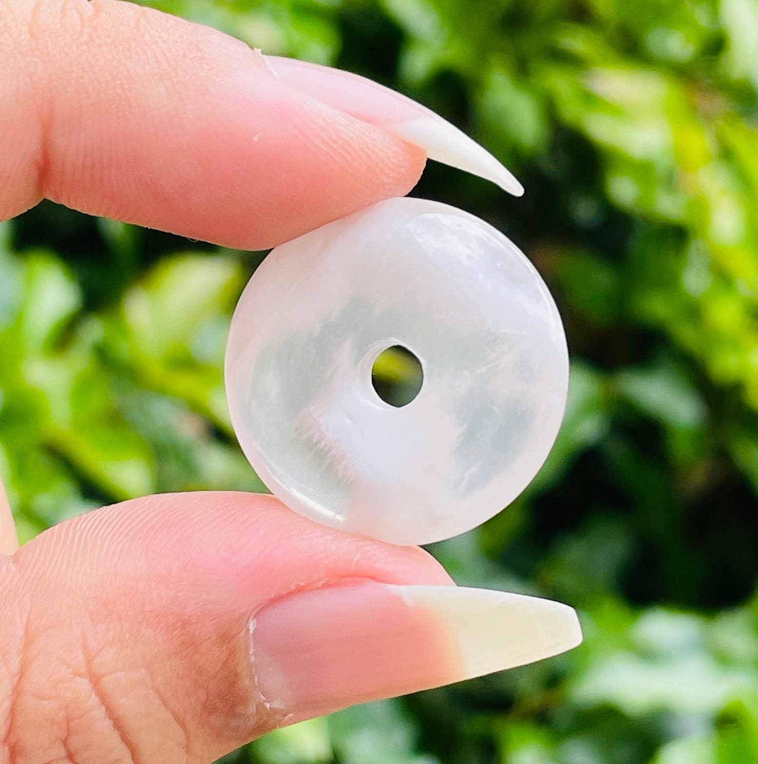 Milky Quartz Crystal Donut: Carved Gemstone (12-18 Mm)