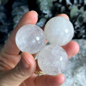 Quartz Sphere, Quartz Orb, Crystal Ball 25mm