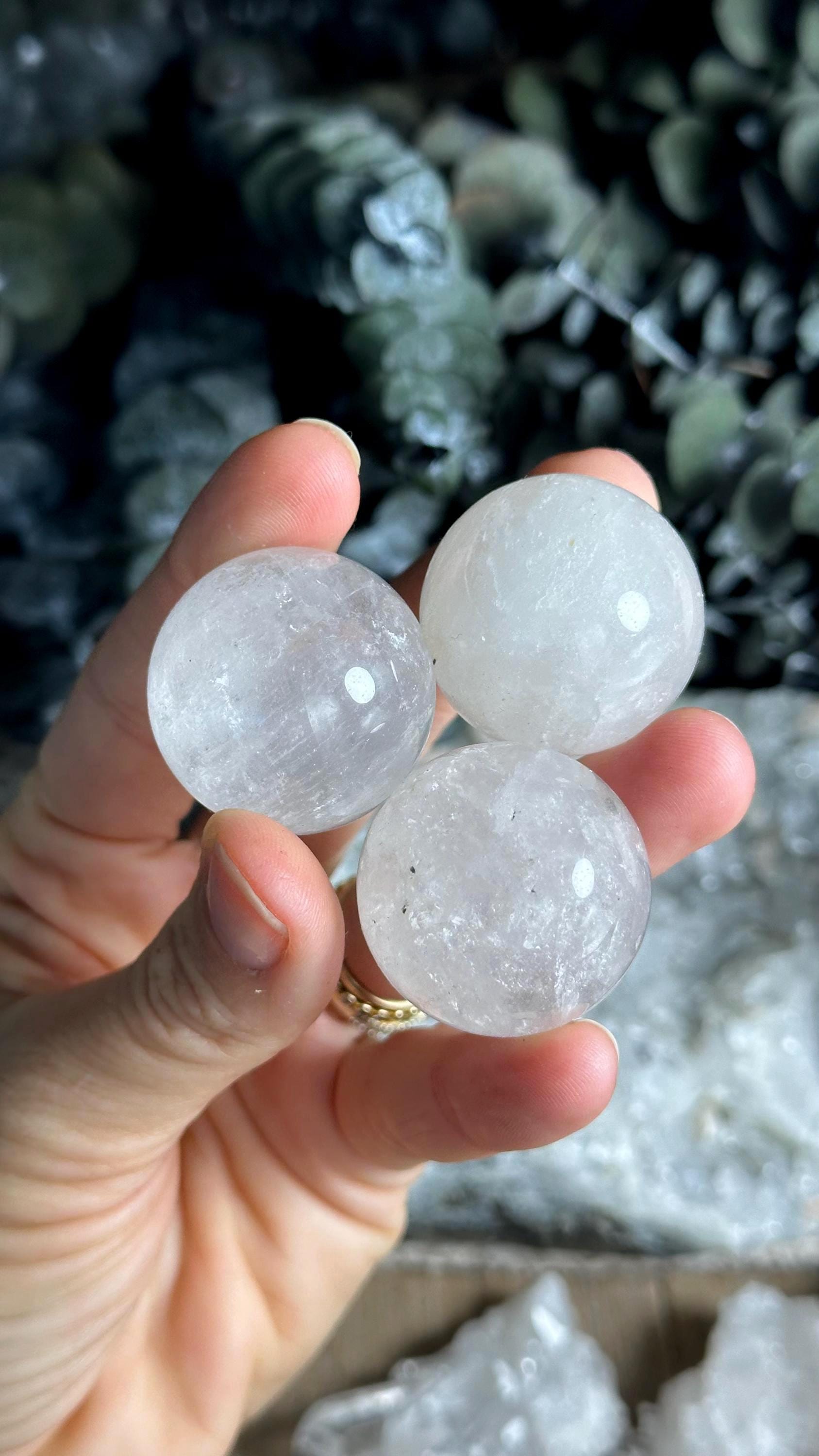 Quartz Sphere, Quartz Orb, Crystal Ball 25mm
