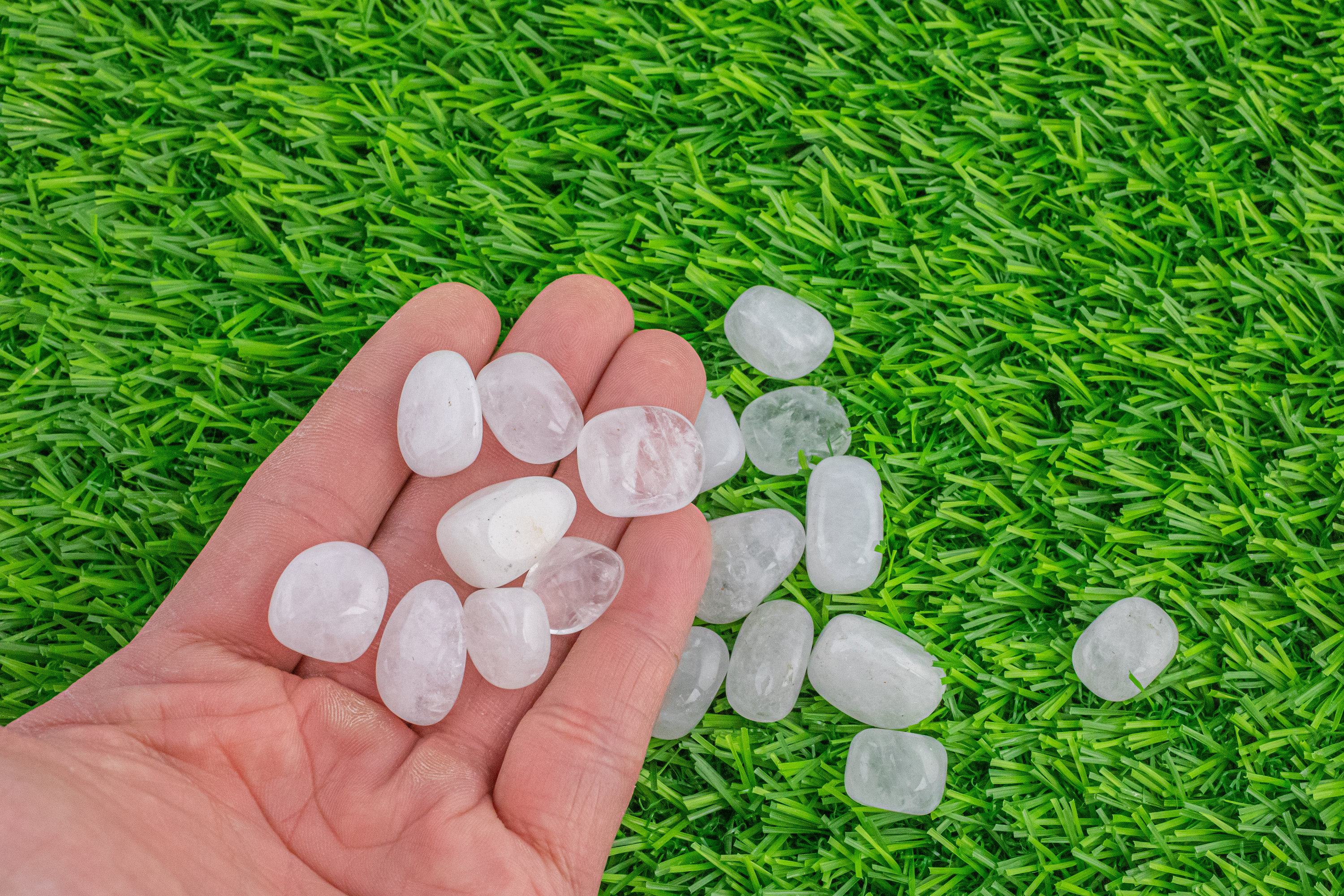 1 Pc Natural Clear Quartz Medium Tumbled Stone- .5 Inch-1.25 Inch 1 Pc Natural Clear Quartz Medium Tumbled Stone- .5 Inch-1.25 Inch