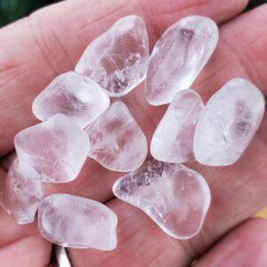 10 Small Tumbled Clear Quartz Crystals, Bulk Quartz Stones, Master Healing Crystal, Energy Stone, Chakra Balancing Crystal