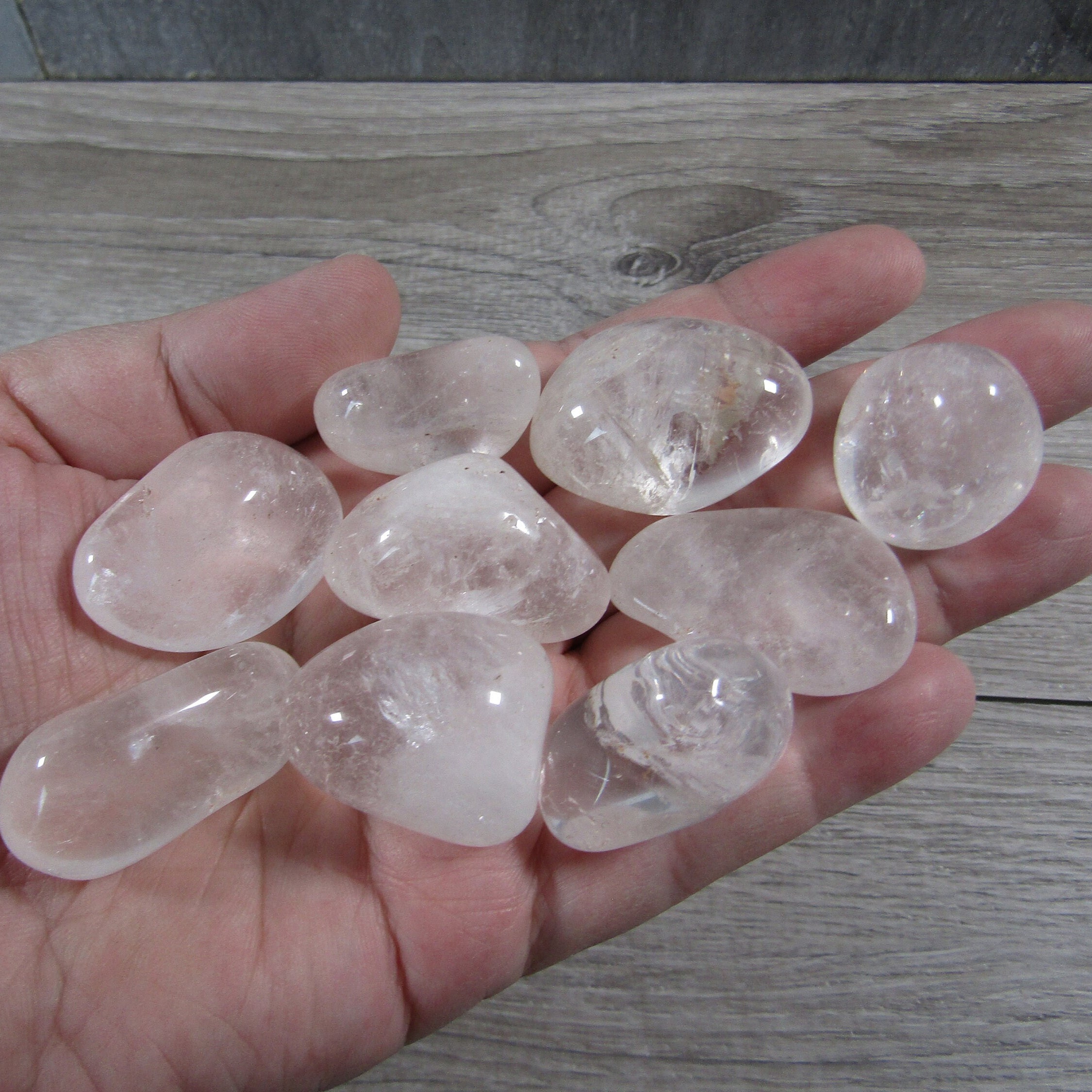 Medium Clear Quartz 3 / 4" Tumbled Stone