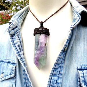 Rainbow Fluorite Macrame Necklace, Healing Stone Necklace, Fluorite Pendant, Green Fluorite Necklace, Blue Fluorite Pendant, Macrame Jewelry
