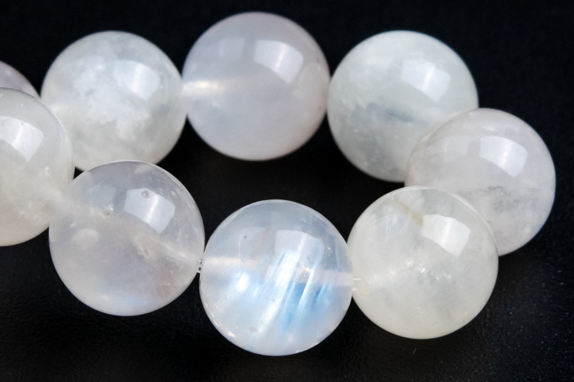 Only One 8-9mm Translucent Rainbow Moonstone Beads Bracelet Grade A Genuine Natural Round Gemstone 6.5" (118268h-4090)