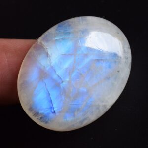 Aaa Rainbow Moonstone Oval Cabochon, 42 Cts, 28x22x7 Mm