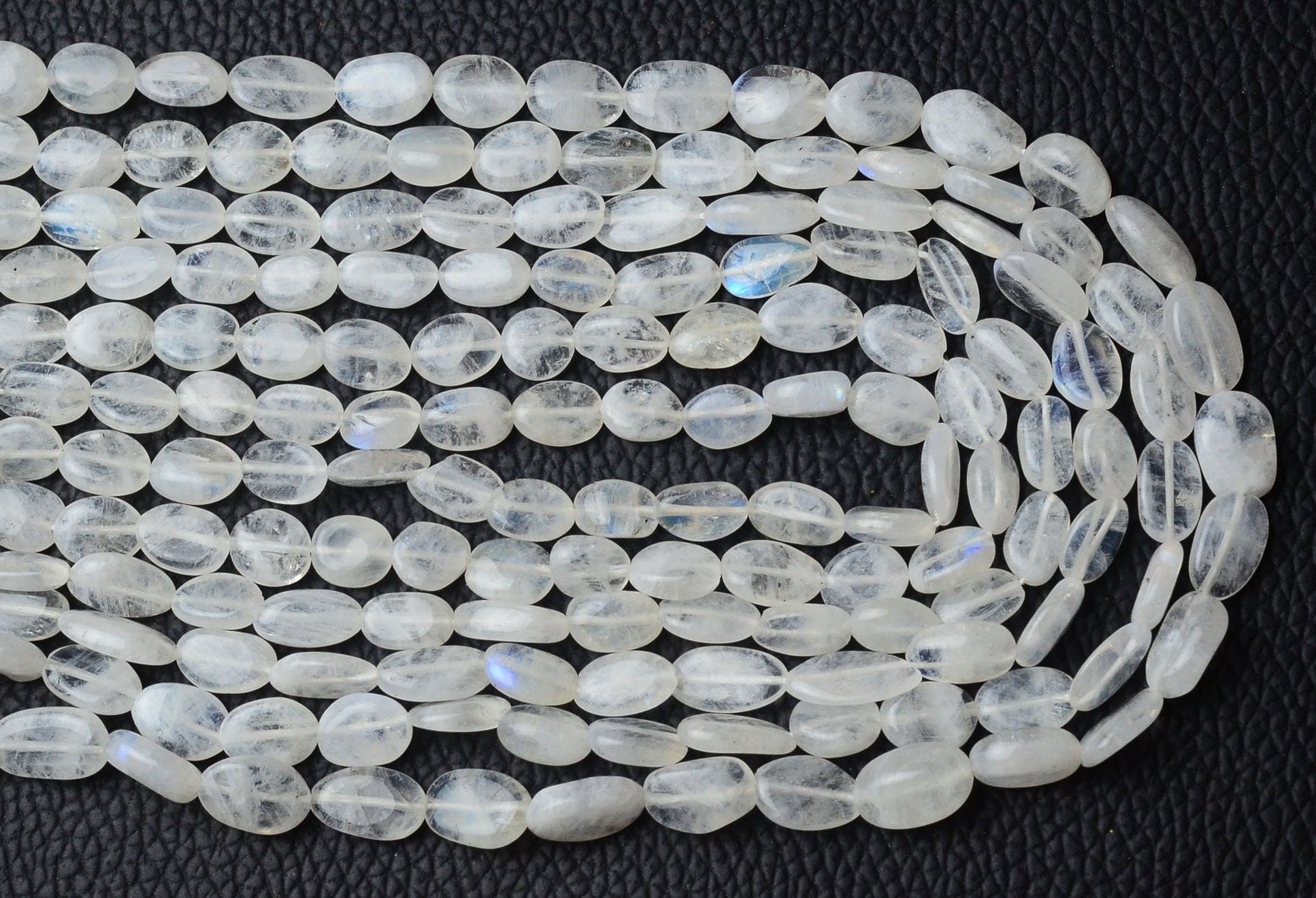 13 Inches Strand Natural Rainbow Moonstone Tumble Beads 5x7mm To 6x10mm Smooth Nuggets Gemstone Beads Blue Fire Moonstone Plain Beads No5300 13 Inches Strand Natural Rainbow Moonstone Tumble Beads 5x7mm To 6x10mm Smooth Nuggets Gemstone Beads Blue Fire Moonstone Plain Beads No5300