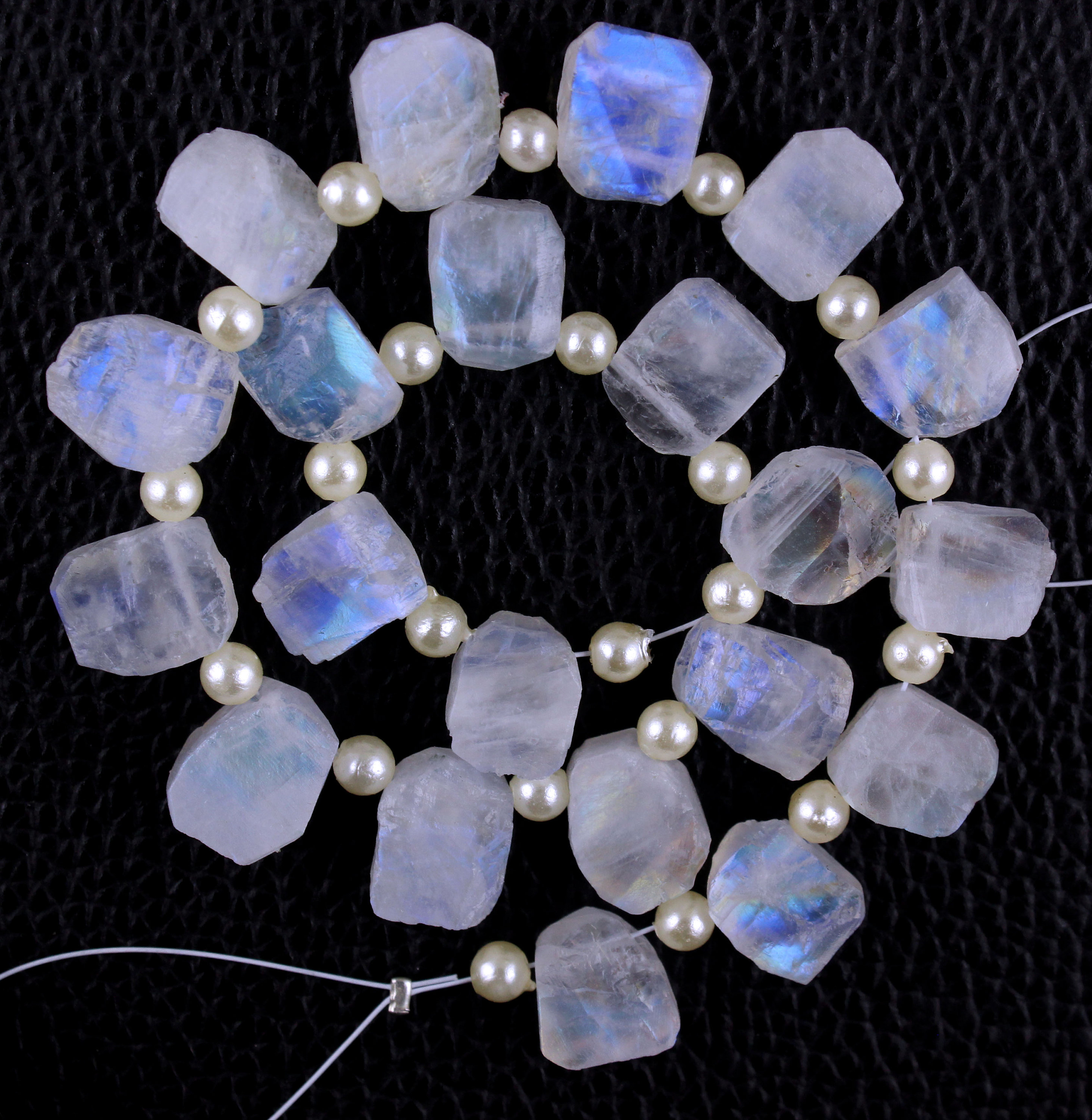21 Piece Rainbow Moonstone Rough: Blue Fire Gemstone Jewelry Making (8x10-9x11 Mm)