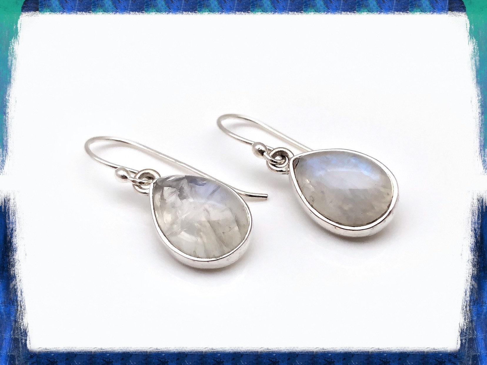 Rainbow Moonstone Earrings // Simple Teardrop Moonstone Earrings // 925 Sterling Silver Rainbow Moonstone Earrings // Simple Teardrop Moonstone Earrings // 925 Sterling Silver